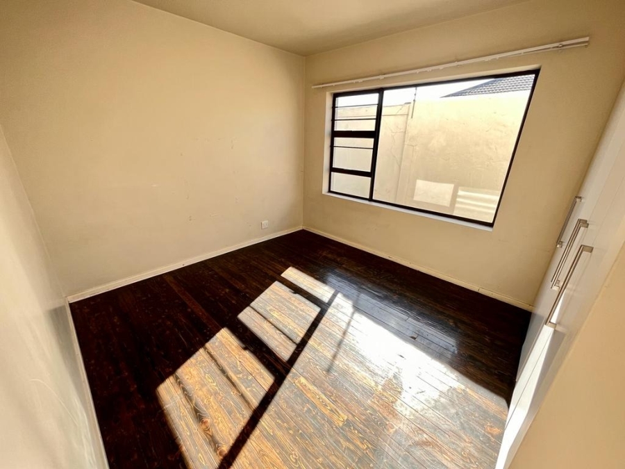 To Let 2 Bedroom Property for Rent in Vincent Eastern Cape